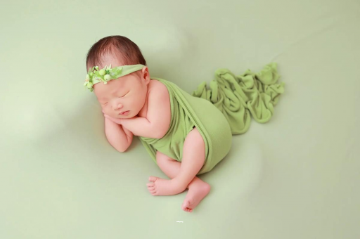 广州包生男孩的试管医院宝宝总是打嗝怎么办